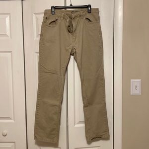 IZOD Saltwater Stretch Chinos